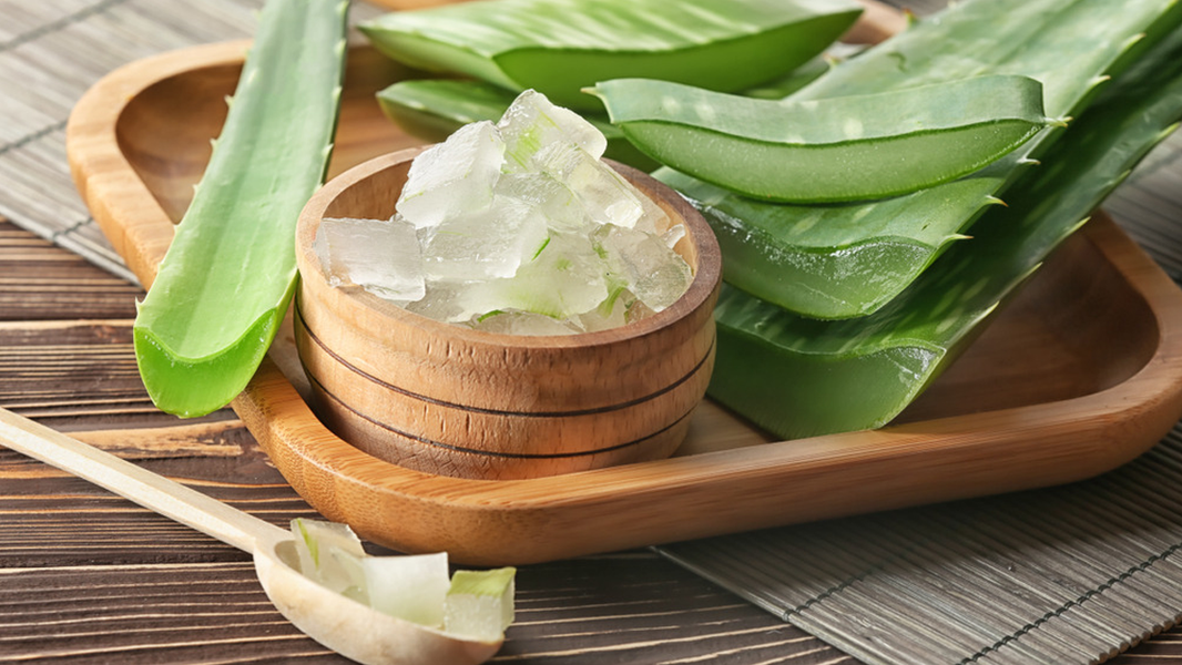 Aloe Vera For Skin Benefits, Uses & Tips