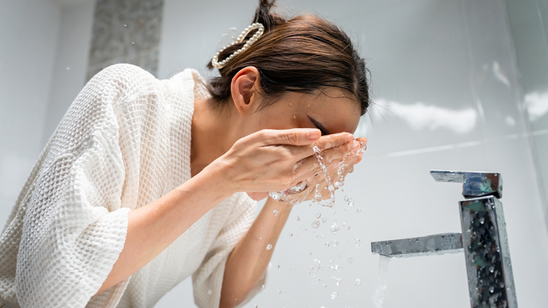 The Most Common Face Washing Mistakes And How To Avoid Them